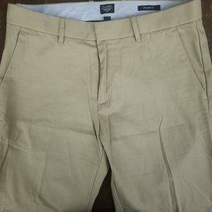 Like New Gap Men's Tan Tailored Straight FitKhaki